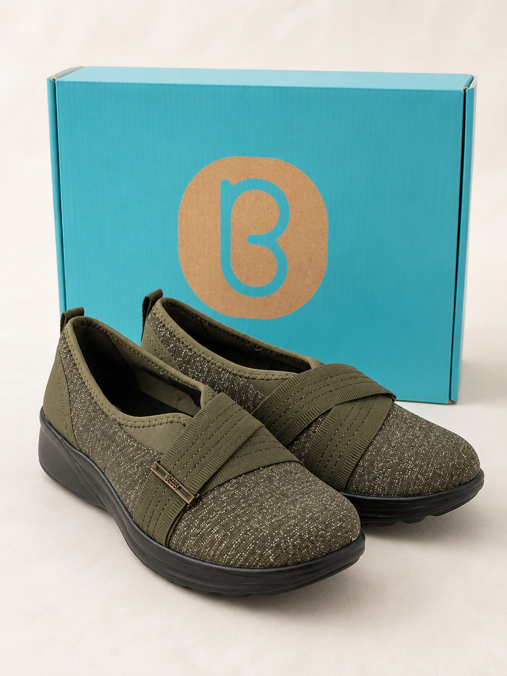 NIB BZEES Niche III Olive Night Washable Comfort Slip-On Shoes Women’s 6.5M